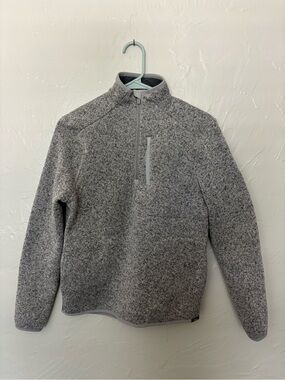 Figs Women’s Light Heather Gray On-Shift 1/4 Zip (NWOT)